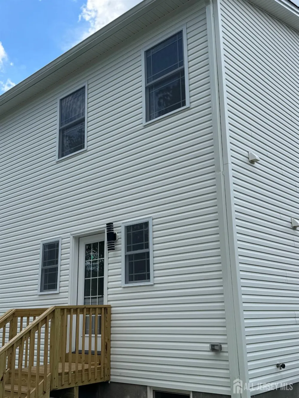 12 Moyse Place Edison, NJ 08820