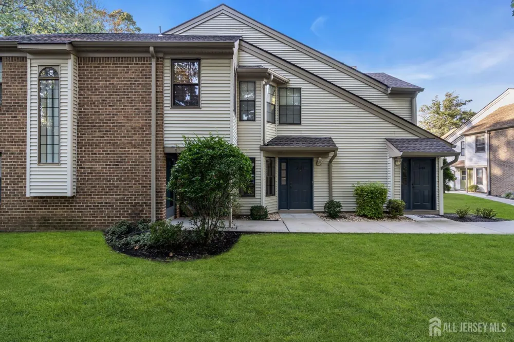 2101 Bayhead Drive Parlin, NJ 08859