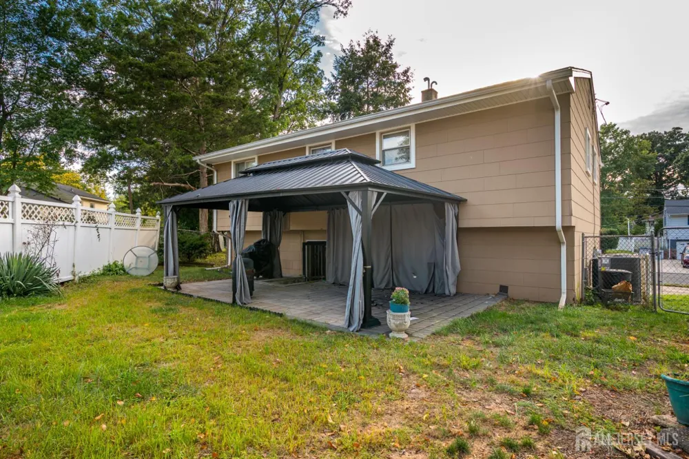 437 Evona Avenue Piscataway, NJ 08854