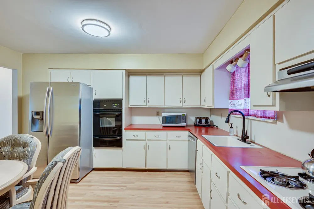 437 Evona Avenue Piscataway, NJ 08854