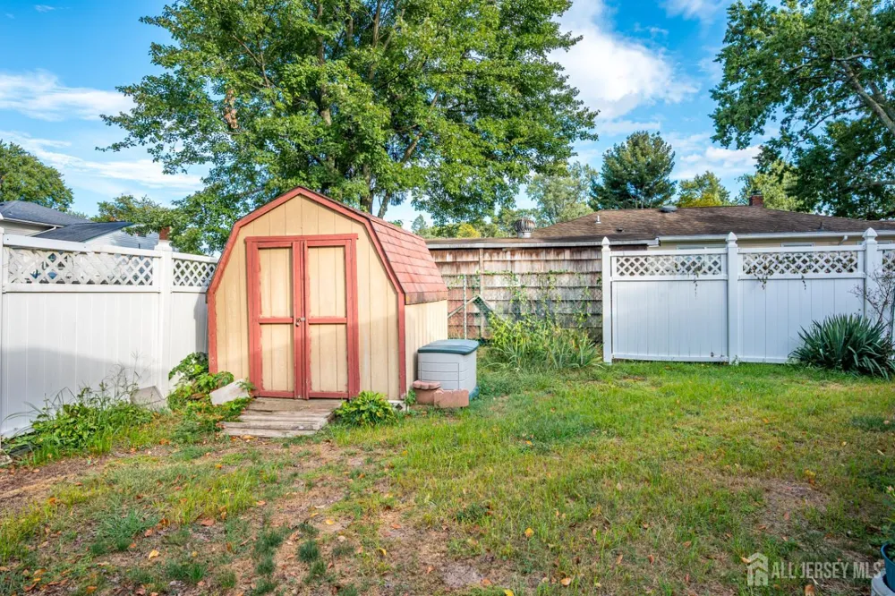 437 Evona Avenue Piscataway, NJ 08854