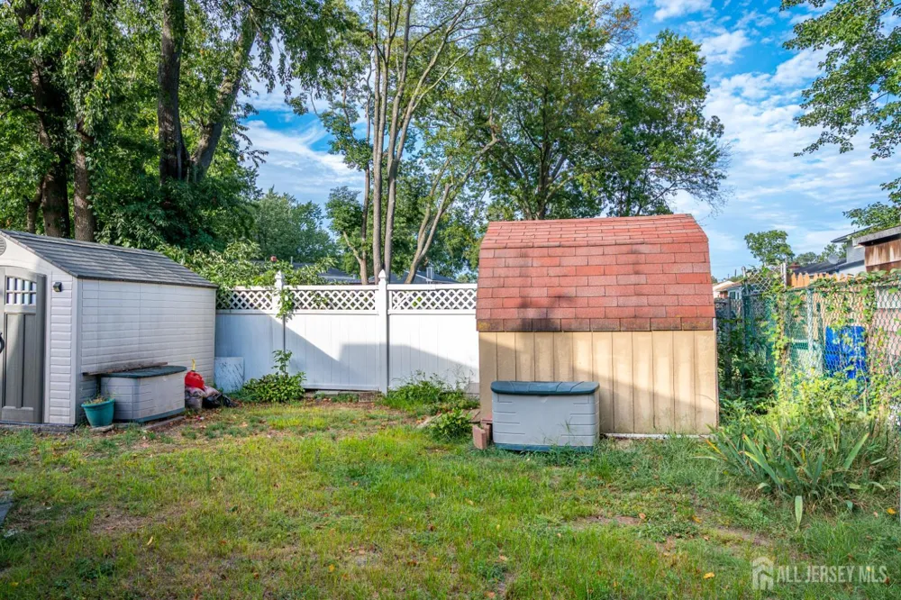 437 Evona Avenue Piscataway, NJ 08854