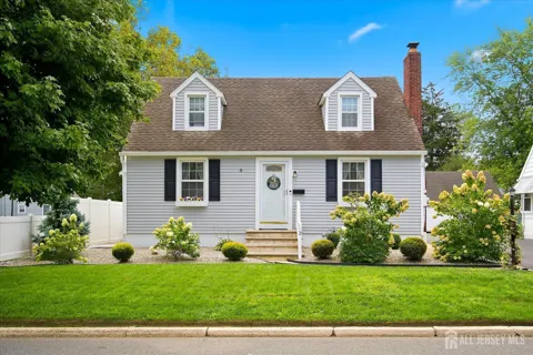 2 Helen Avenue