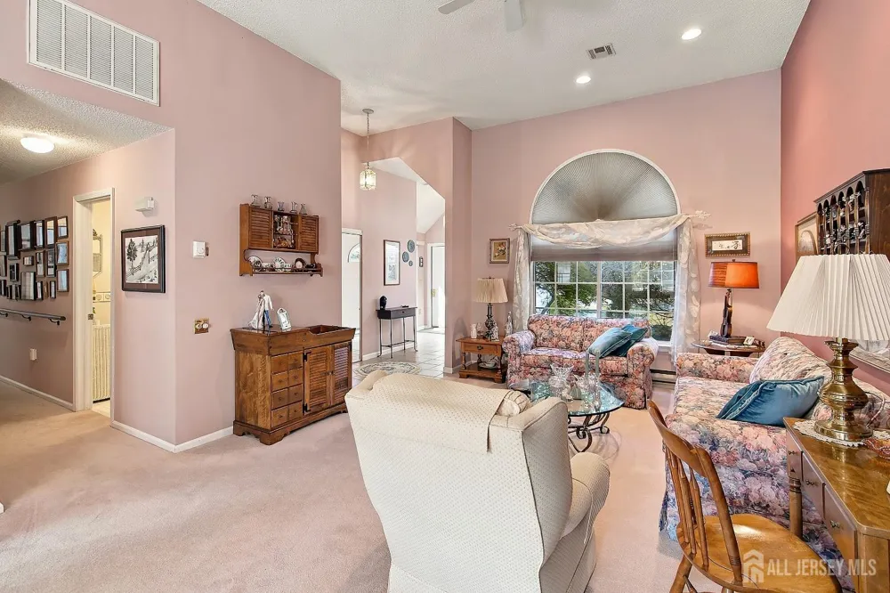 567-B Nutley Drive Monroe, NJ 08831