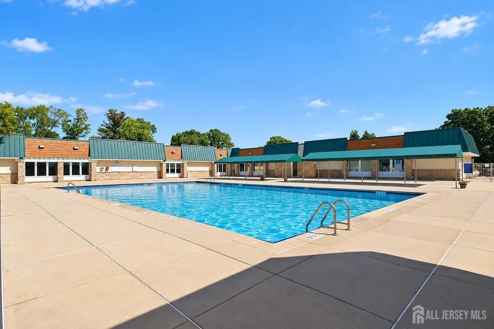 567-B Nutley Drive Monroe, NJ 08831