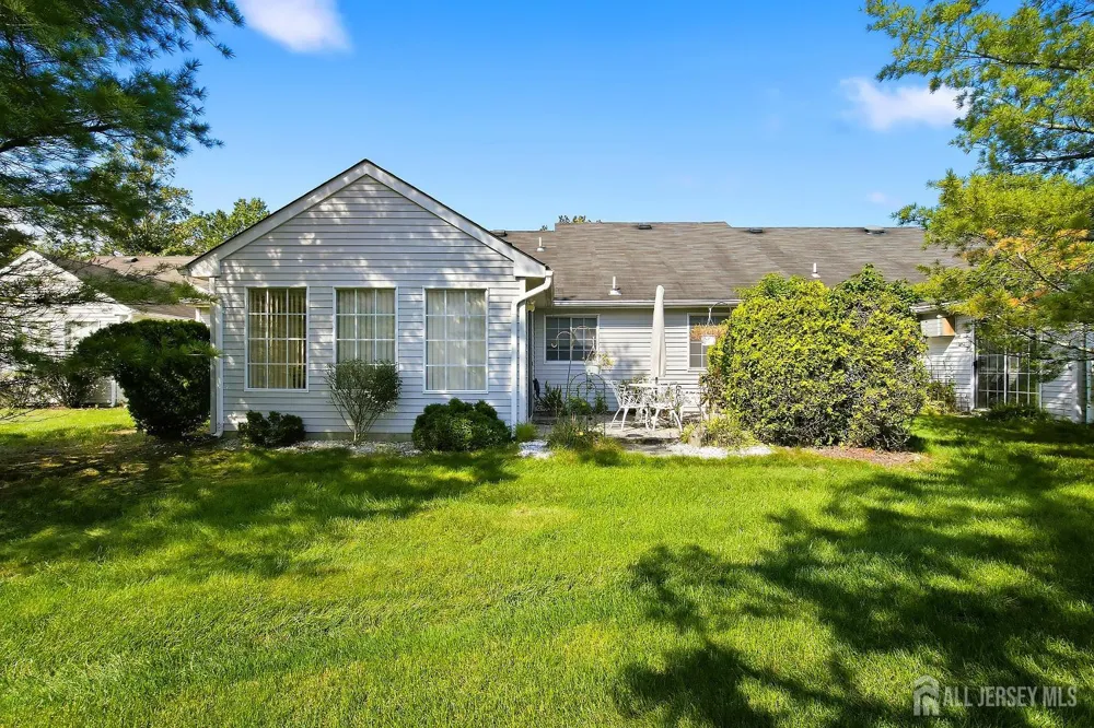 567-B Nutley Drive Monroe, NJ 08831