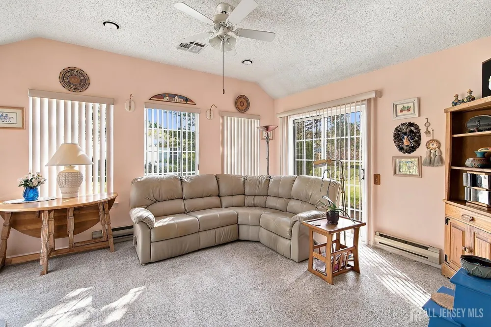 567-B Nutley Drive Monroe, NJ 08831