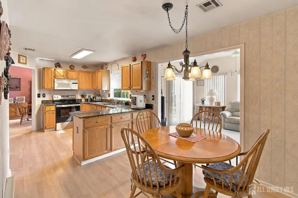 567-B Nutley Drive Monroe, NJ 08831
