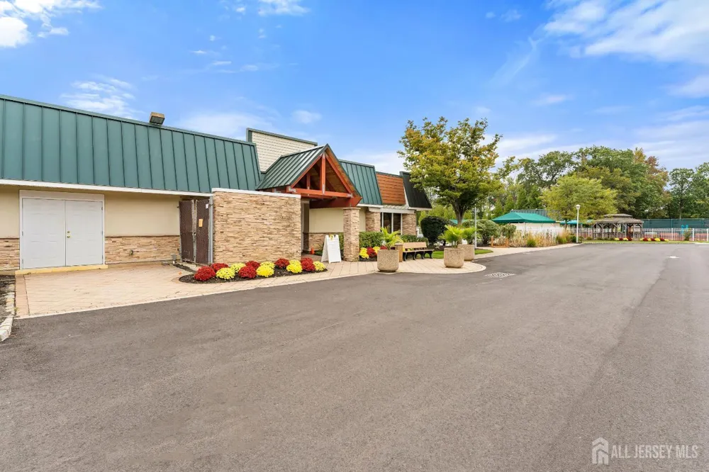 567-B Nutley Drive Monroe, NJ 08831
