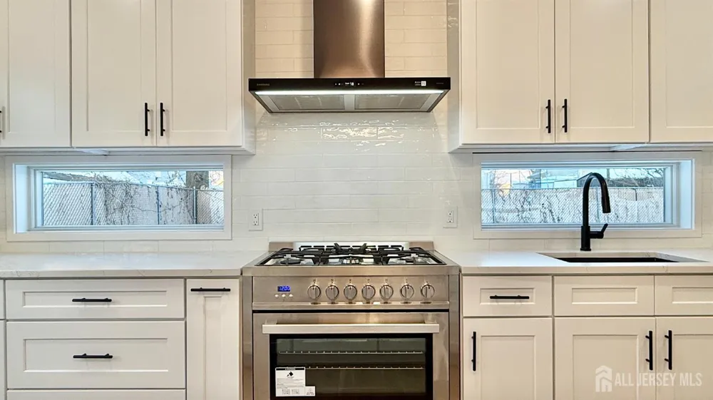 225 Penn Avenue Edison, NJ 08817