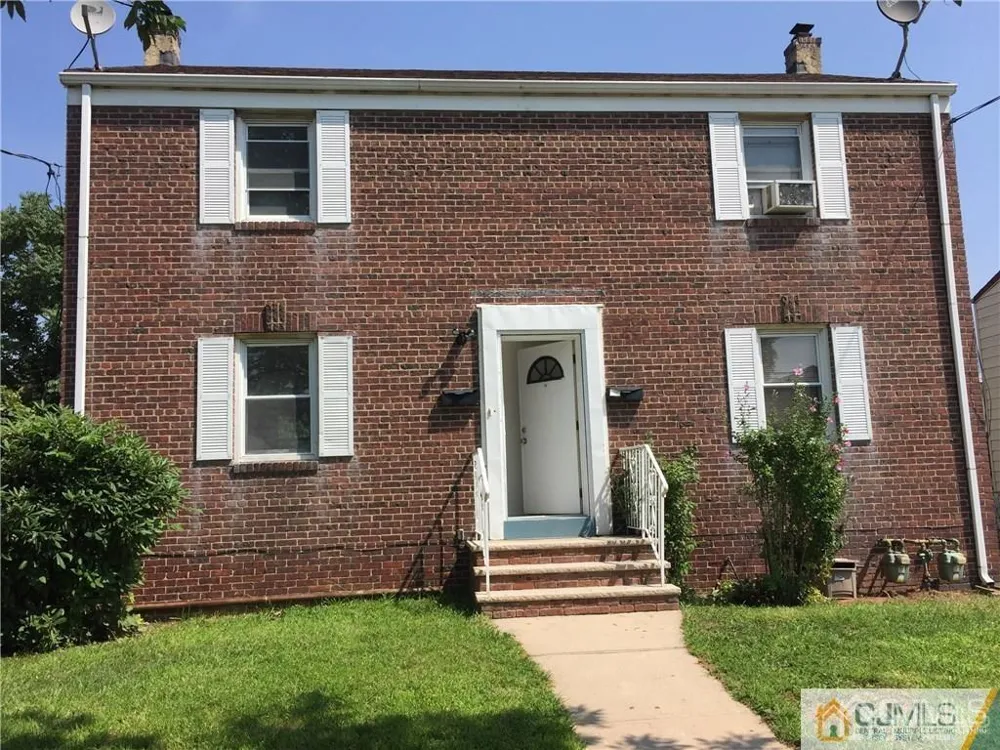 20 Pulaski Avenue Carteret, NJ 07008