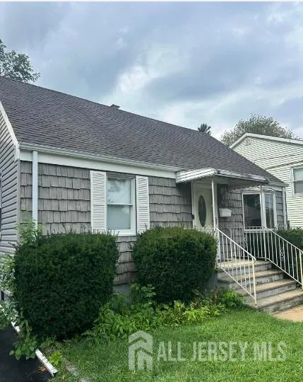 109 Highfield Road Colonia, NJ 07067