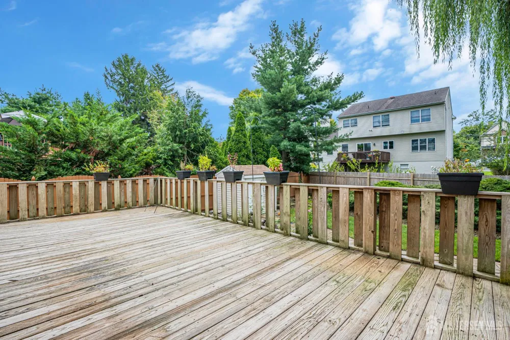 11 Woodrow Wilson Drive Edison, NJ 08820