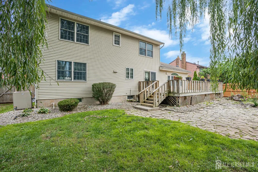 11 Woodrow Wilson Drive Edison, NJ 08820