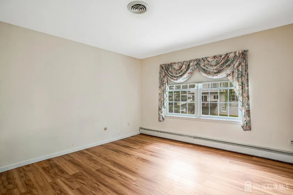 11 Woodrow Wilson Drive Edison, NJ 08820