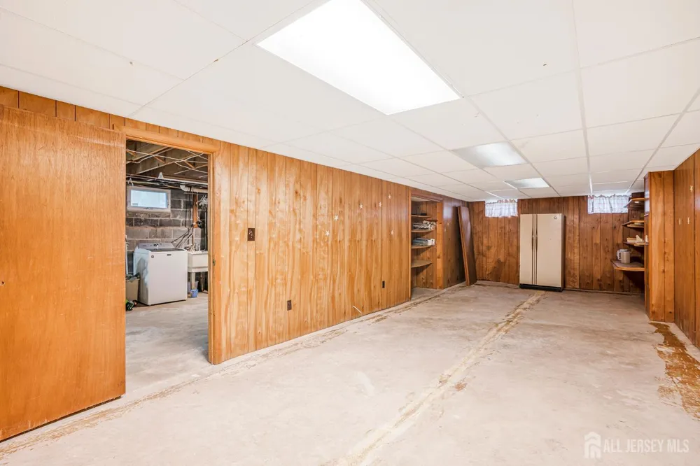 11 Woodrow Wilson Drive Edison, NJ 08820