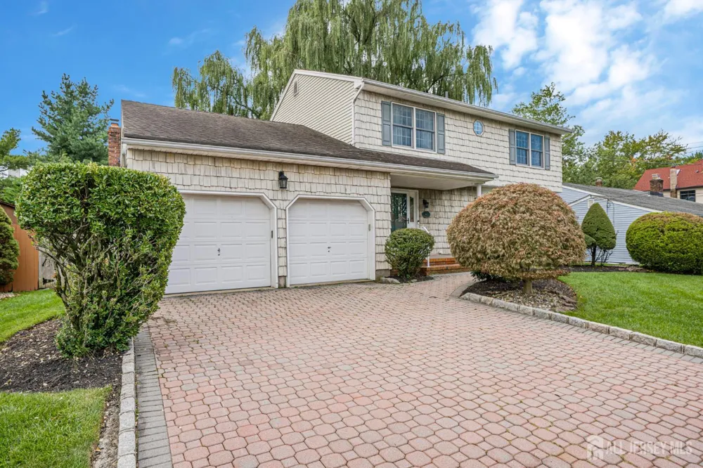 11 Woodrow Wilson Drive Edison, NJ 08820