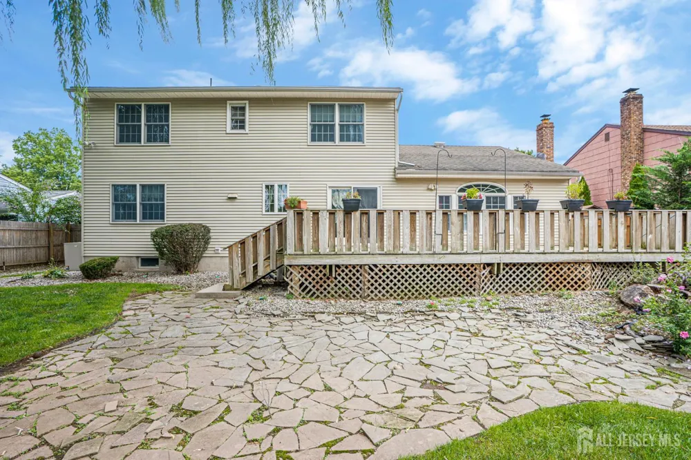 11 Woodrow Wilson Drive Edison, NJ 08820