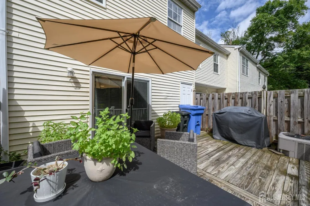 725 Darlington Drive Old Bridge, NJ 08857