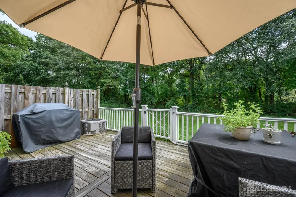 725 Darlington Drive Old Bridge, NJ 08857