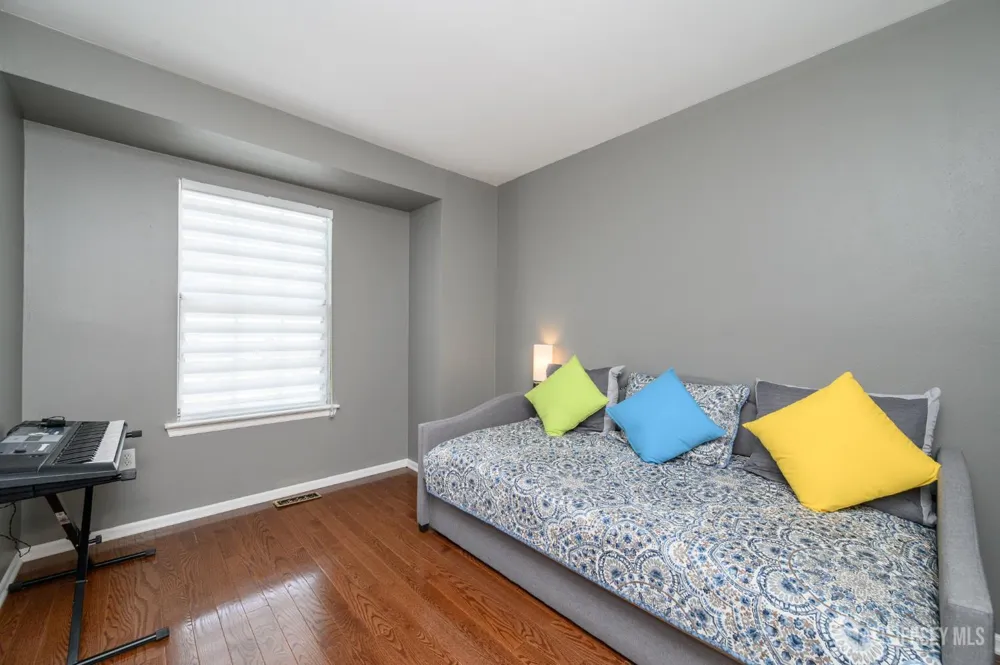 725 Darlington Drive Old Bridge, NJ 08857