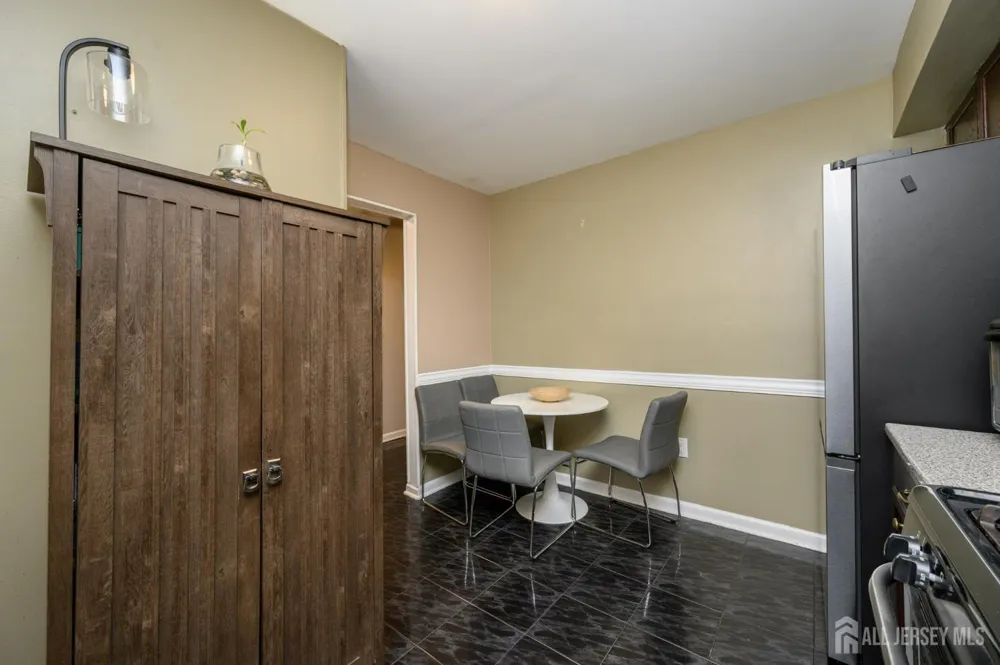 725 Darlington Drive Old Bridge, NJ 08857