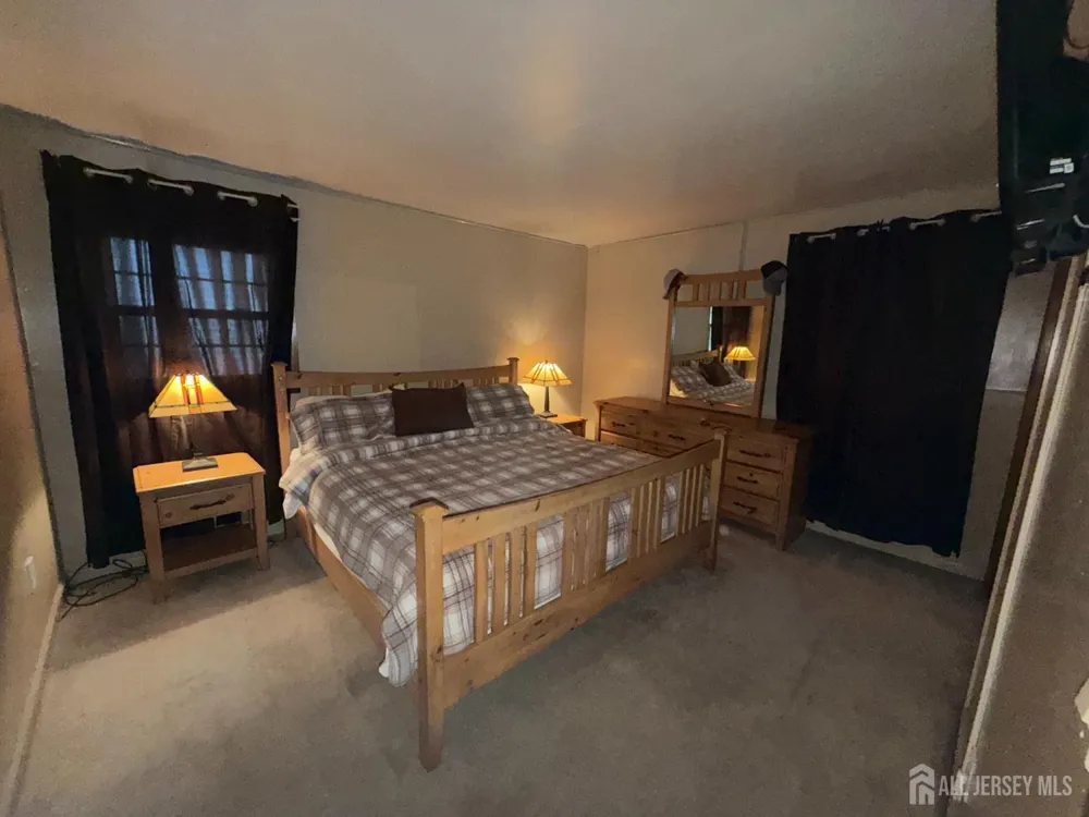 41 Claremont Avenue Colonia, NJ 07067