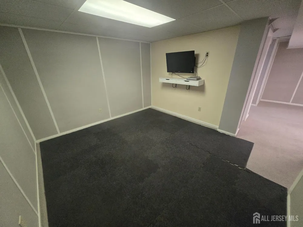 3612 Bloomingdale Drive Hillsborough, NJ 08844