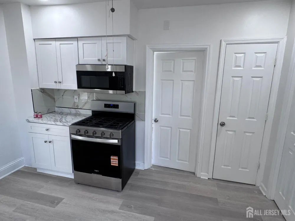 164 Lynd Street #2 Perth Amboy, NJ 08861
