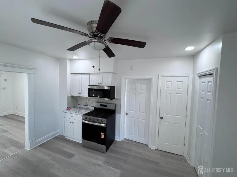 164 Lynd Street #2 Perth Amboy, NJ 08861