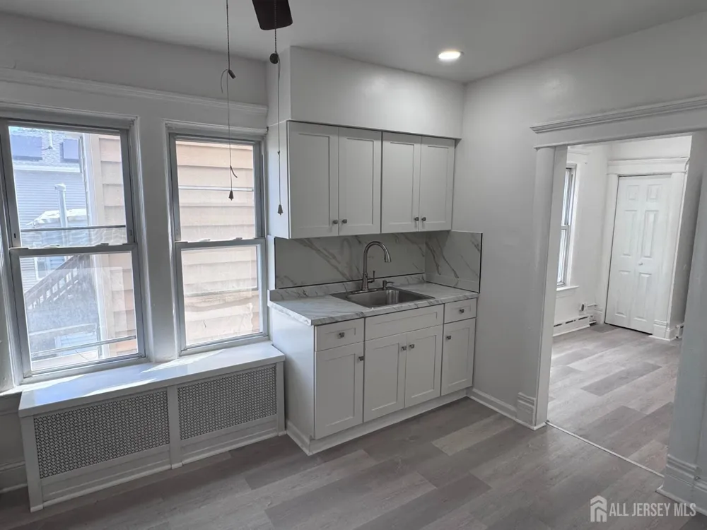 164 Lynd Street #2 Perth Amboy, NJ 08861