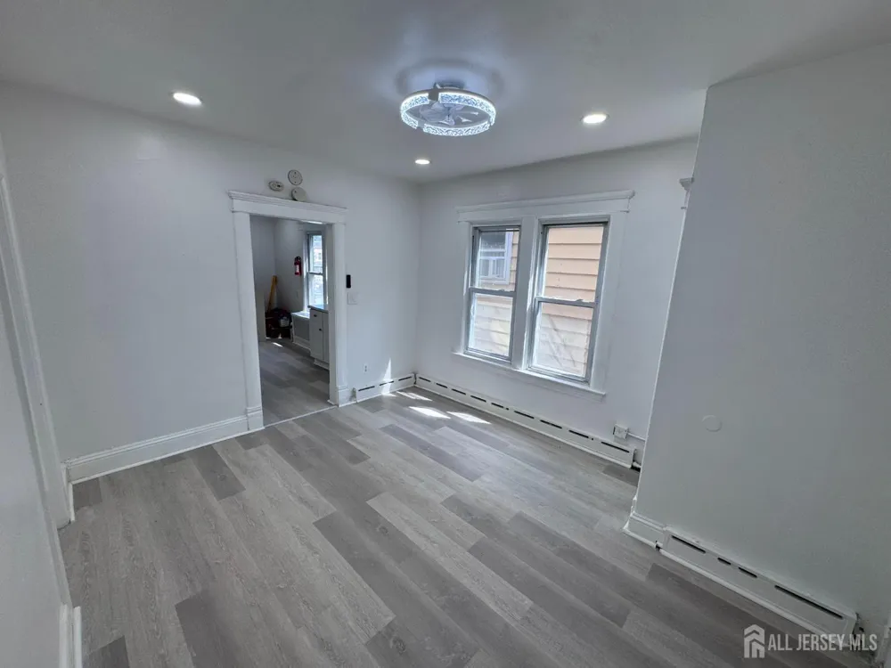 164 Lynd Street #2 Perth Amboy, NJ 08861