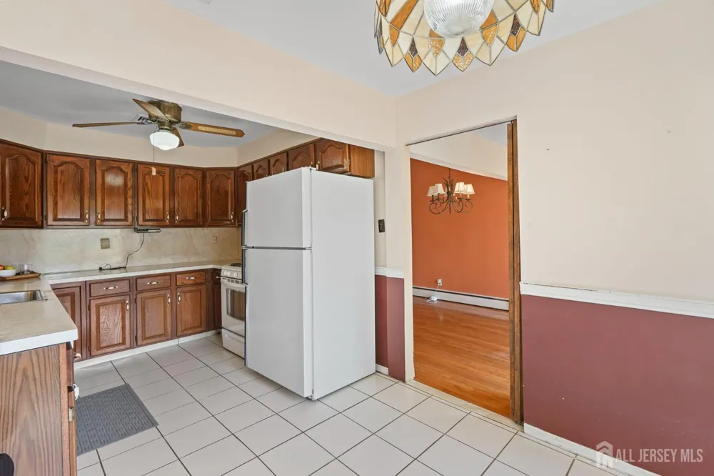 49 Frederick Place Parlin, NJ 08859