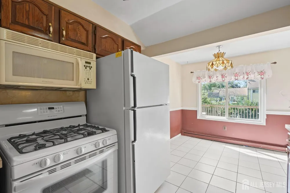 49 Frederick Place Parlin, NJ 08859