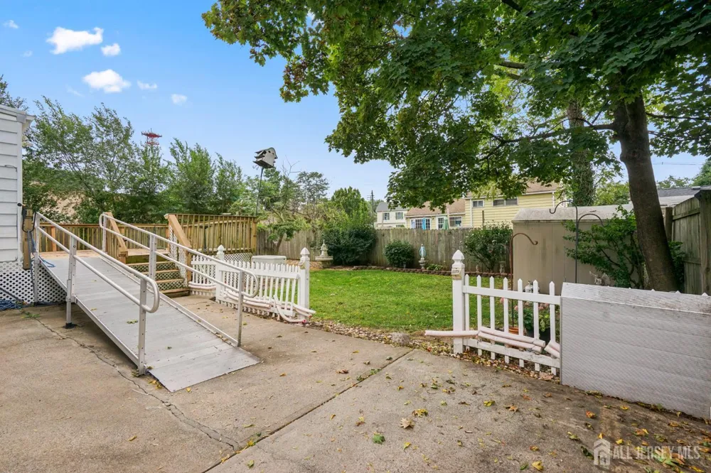 49 Frederick Place Parlin, NJ 08859