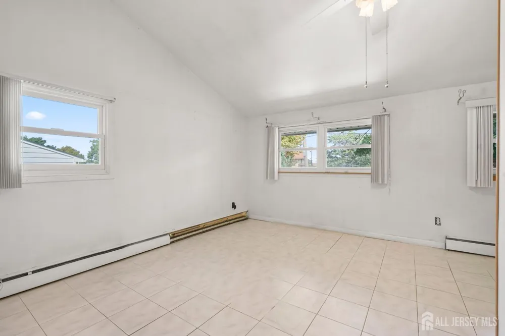 49 Frederick Place Parlin, NJ 08859