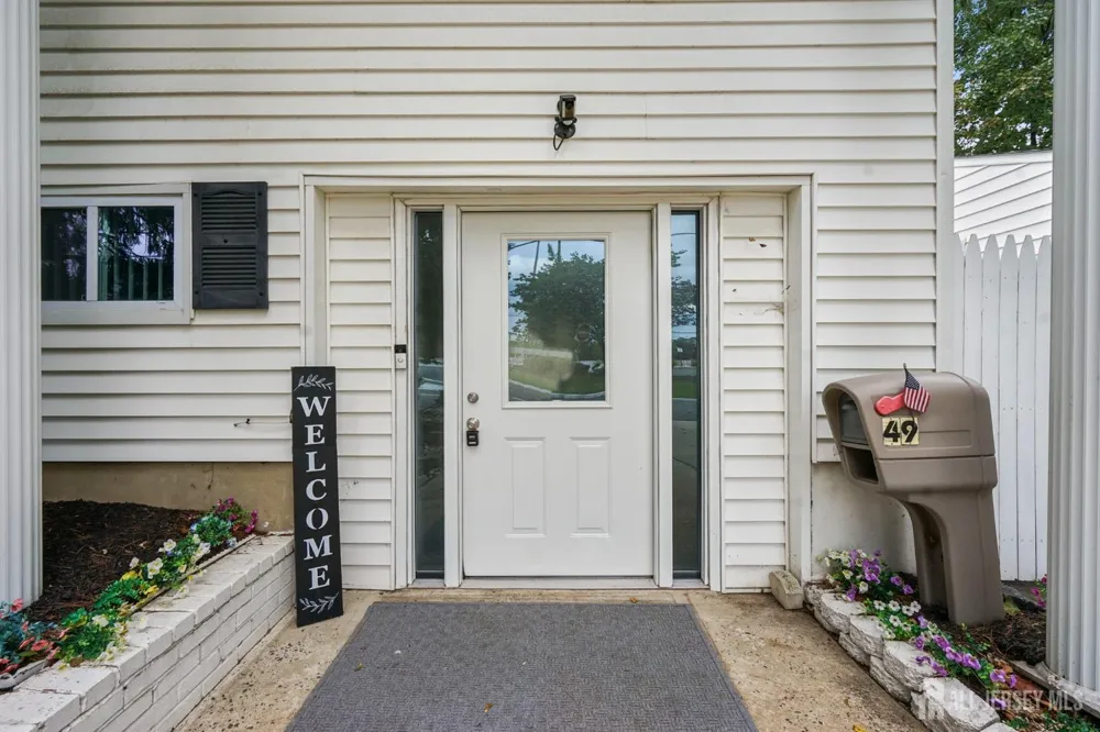 49 Frederick Place Parlin, NJ 08859