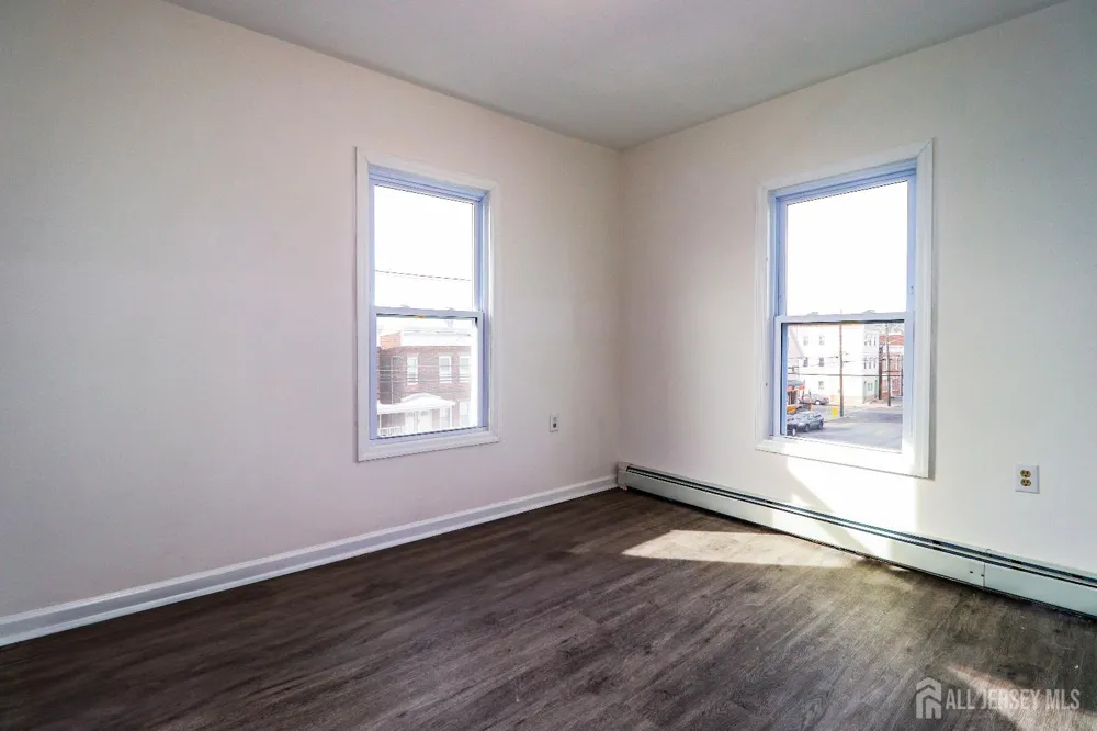364 Market Street #2F Perth Amboy, NJ 08861
