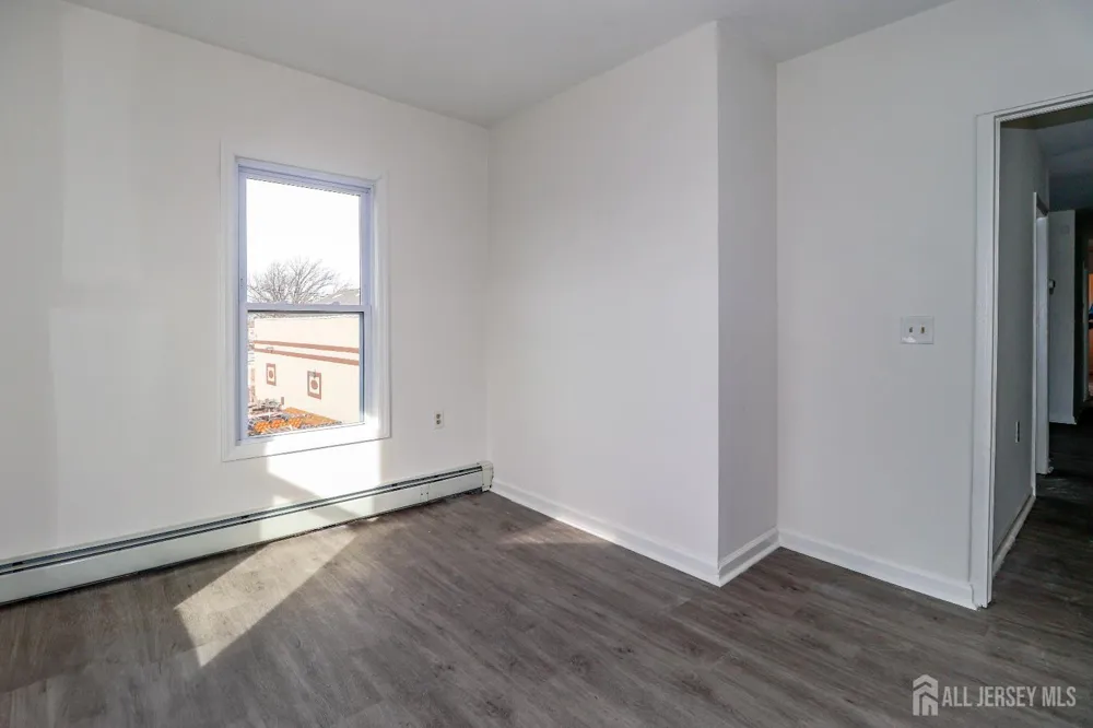 364 Market Street #2F Perth Amboy, NJ 08861