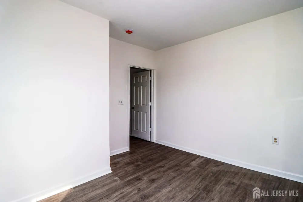 364 Market Street #2F Perth Amboy, NJ 08861