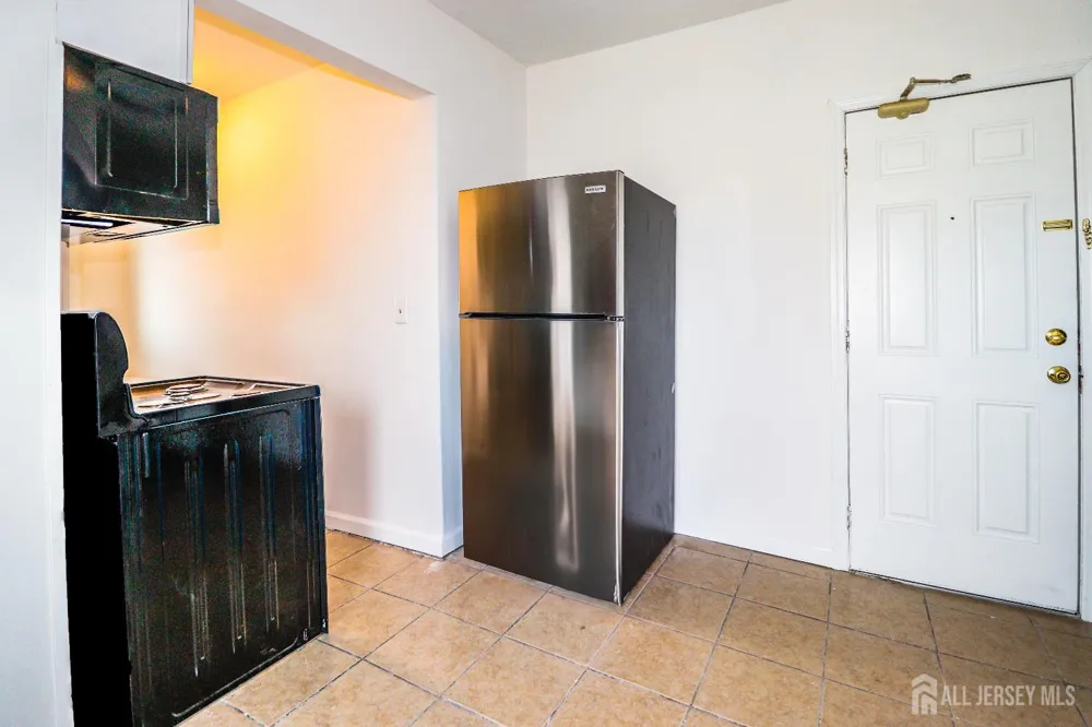 364 Market Street #2F Perth Amboy, NJ 08861