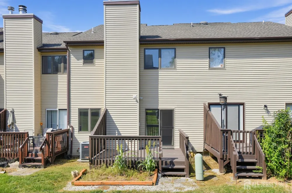 38 Ventura Court Old Bridge, NJ 08857