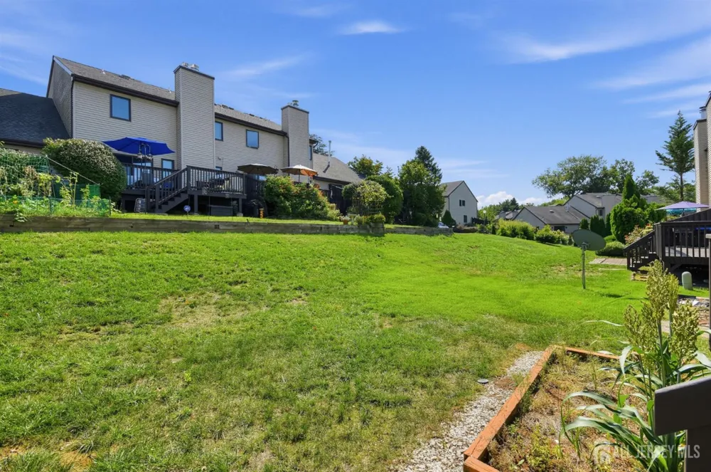 38 Ventura Court Old Bridge, NJ 08857