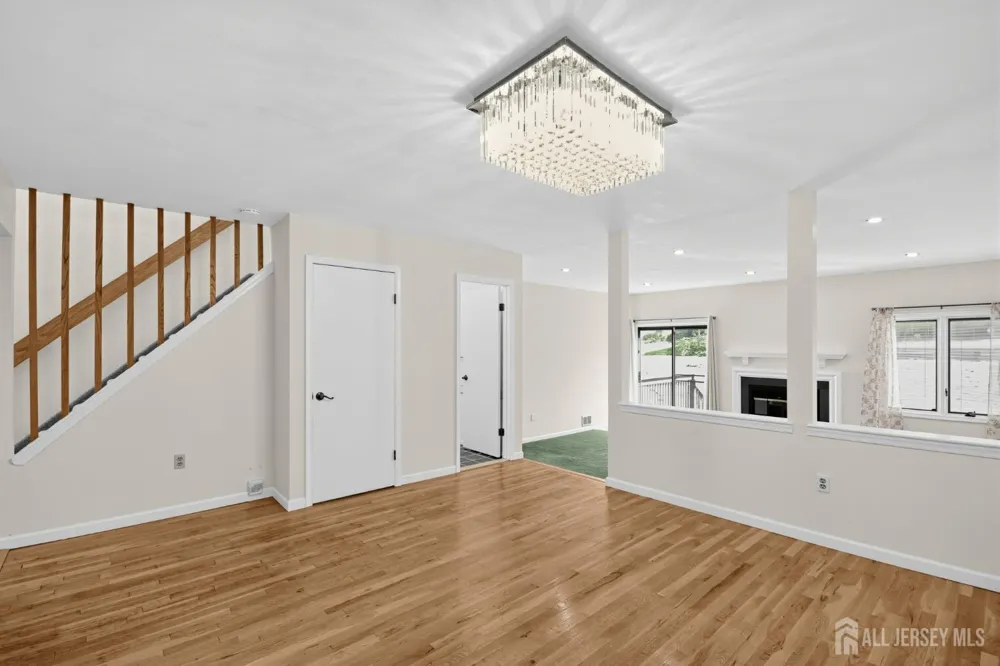 38 Ventura Court Old Bridge, NJ 08857