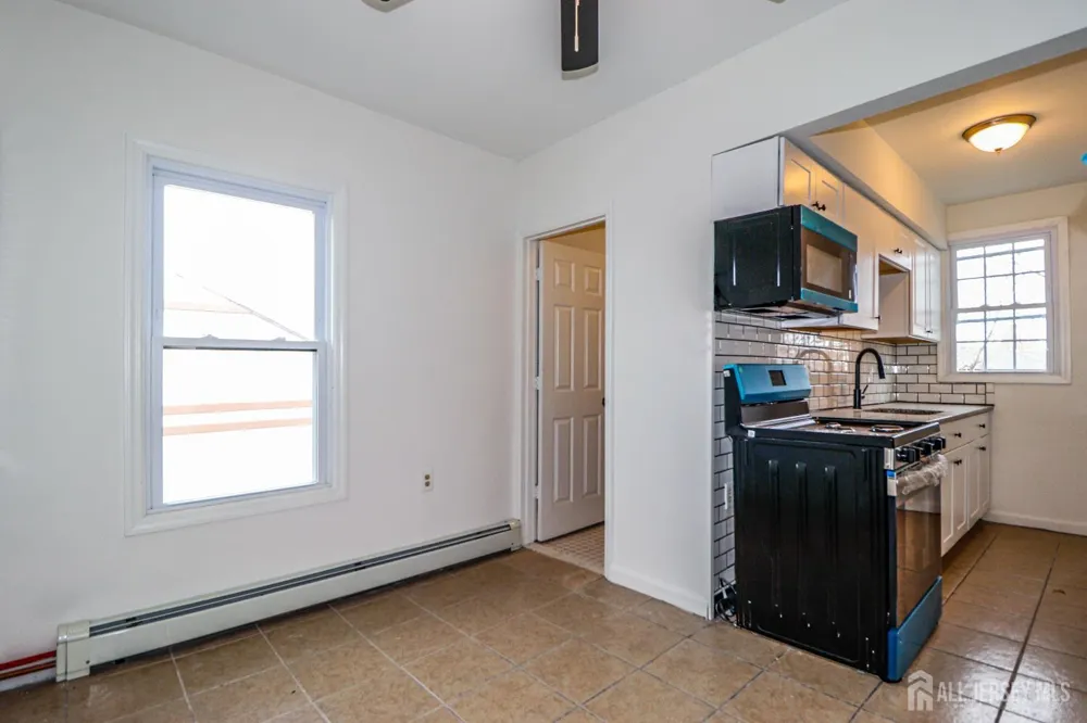 362 Market Street #2F Perth Amboy, NJ 08861