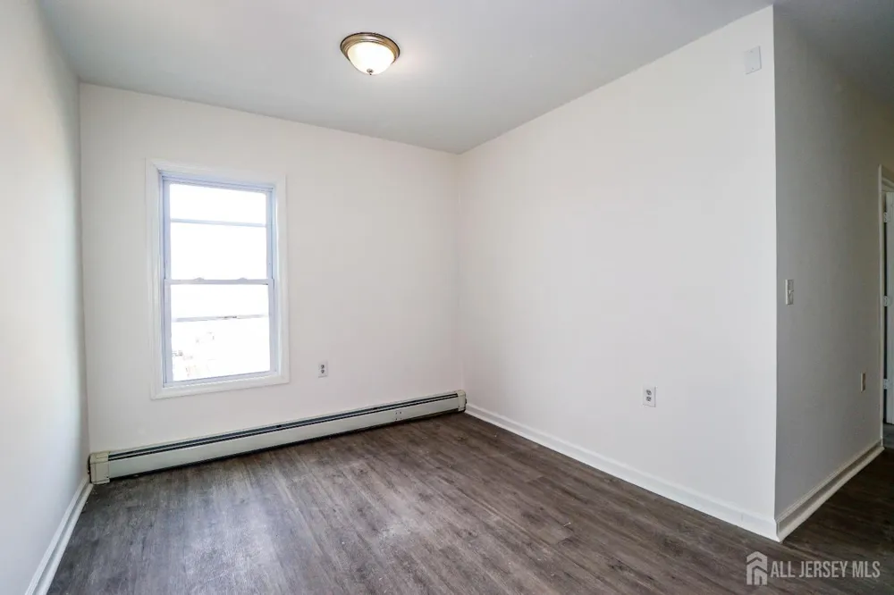 362 Market Street #2F Perth Amboy, NJ 08861
