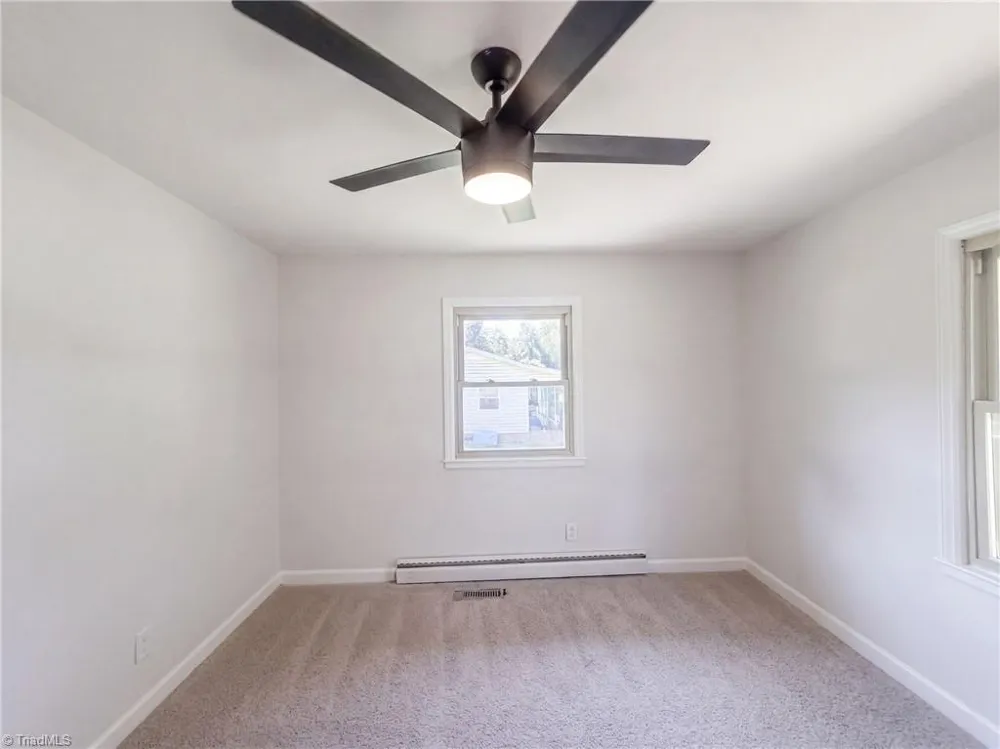 5909 Chipmunk Drive Greensboro, NC 27407
