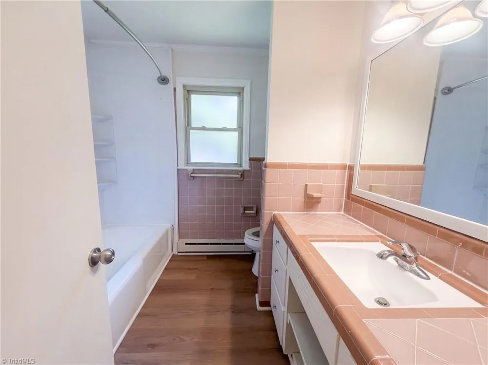 5909 Chipmunk Drive Greensboro, NC 27407