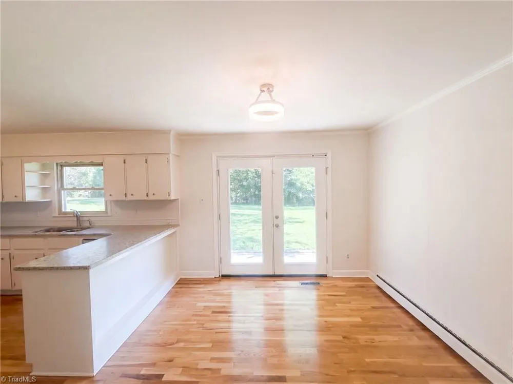 5909 Chipmunk Drive Greensboro, NC 27407