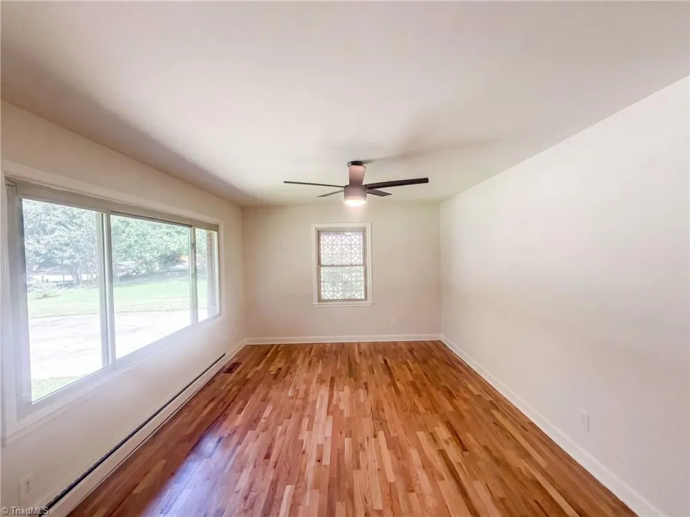 5909 Chipmunk Drive Greensboro, NC 27407
